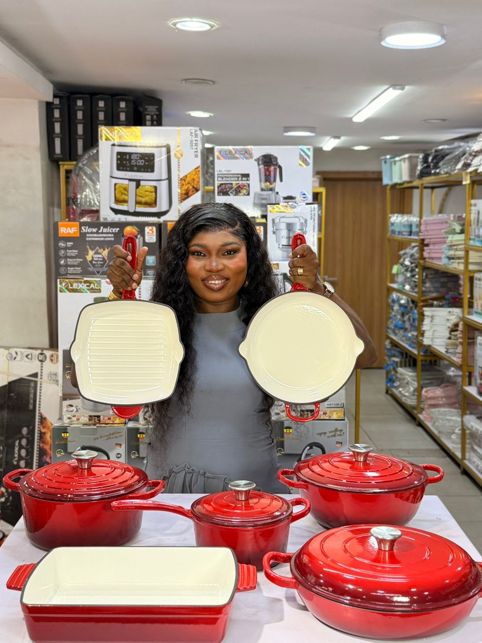 Colourful cast iron cookware at Fluffy'n'Yummy Mall