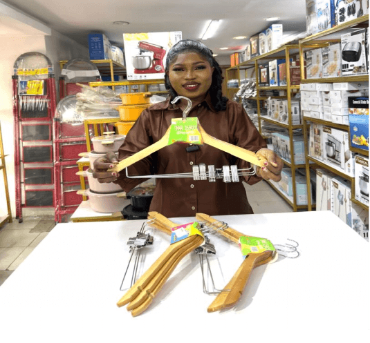 3pcs Wooden Hanger with Peg